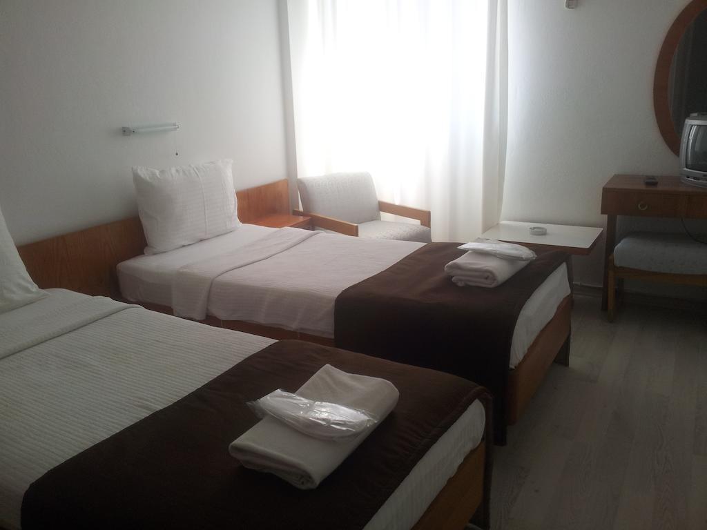 Oglakcioglu Cesme Hotel Room photo